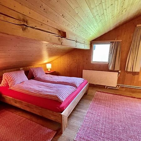 Bnb Guesthouse Lusi Frauenkirch Exteriör bild