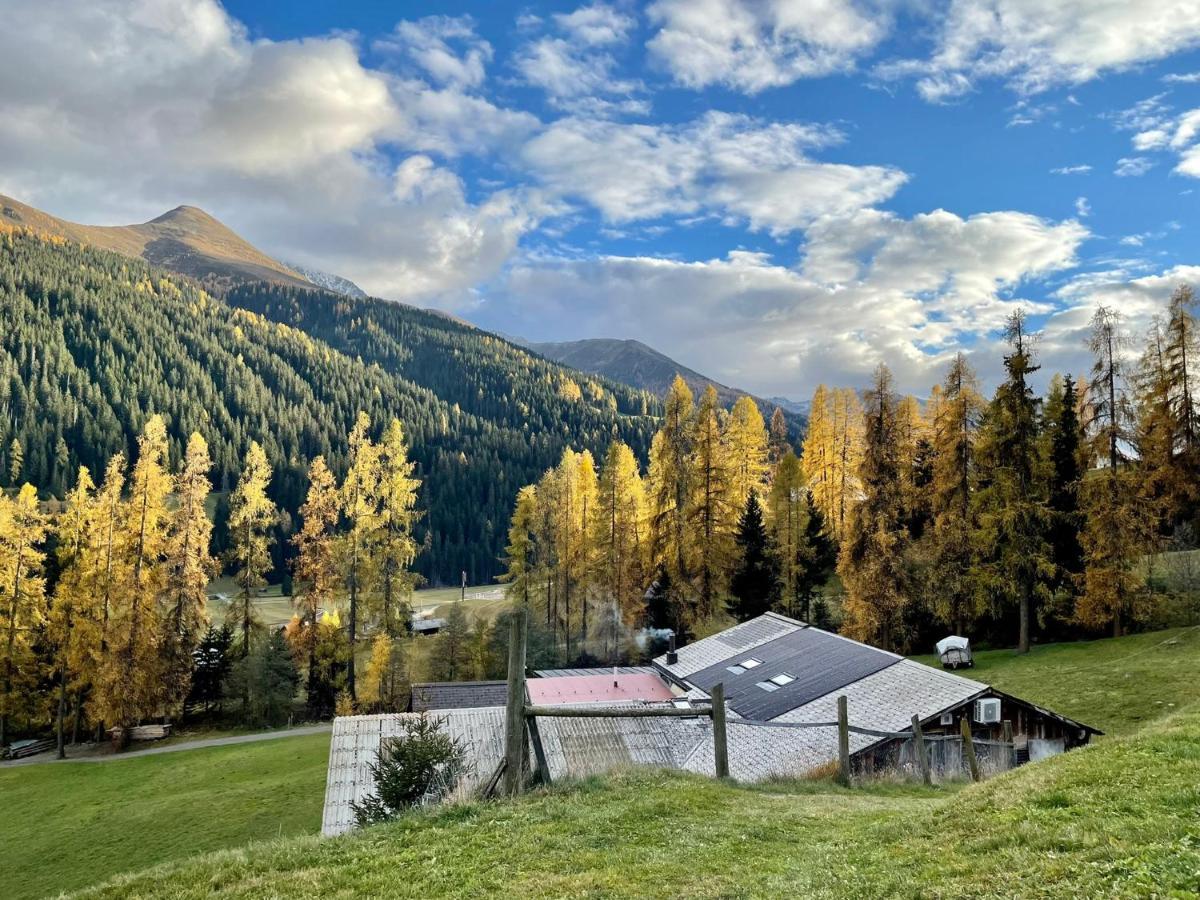 Bnb Guesthouse Lusi Frauenkirch Exteriör bild