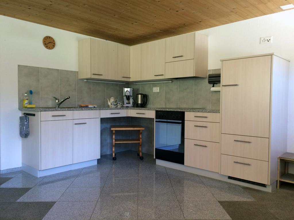 Bnb Guesthouse Lusi Frauenkirch Exteriör bild