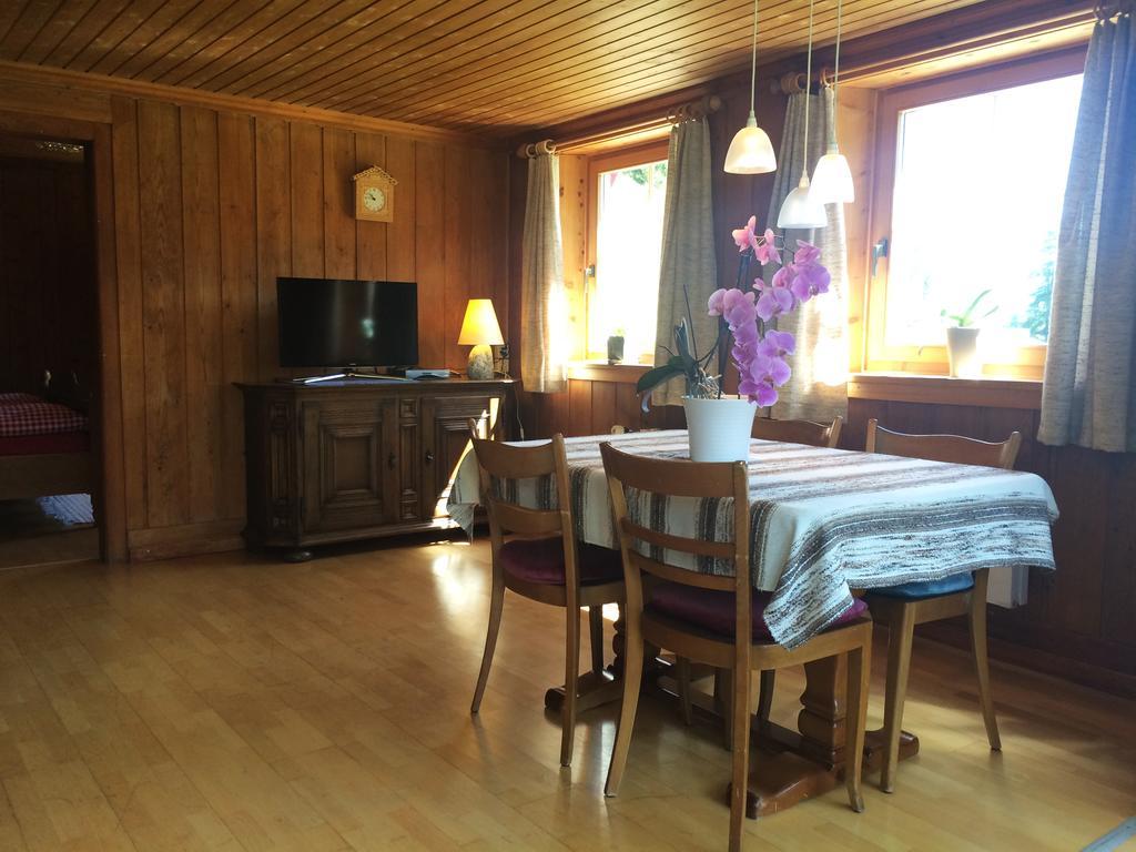 Bnb Guesthouse Lusi Frauenkirch Exteriör bild