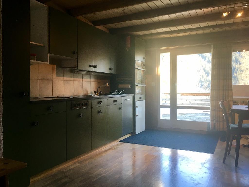 Bnb Guesthouse Lusi Frauenkirch Exteriör bild
