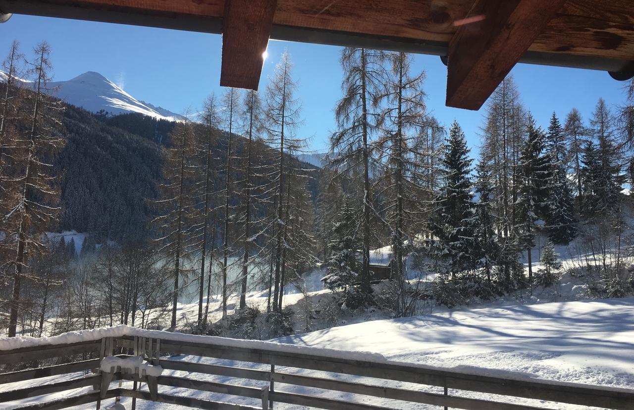 Bnb Guesthouse Lusi Frauenkirch Exteriör bild